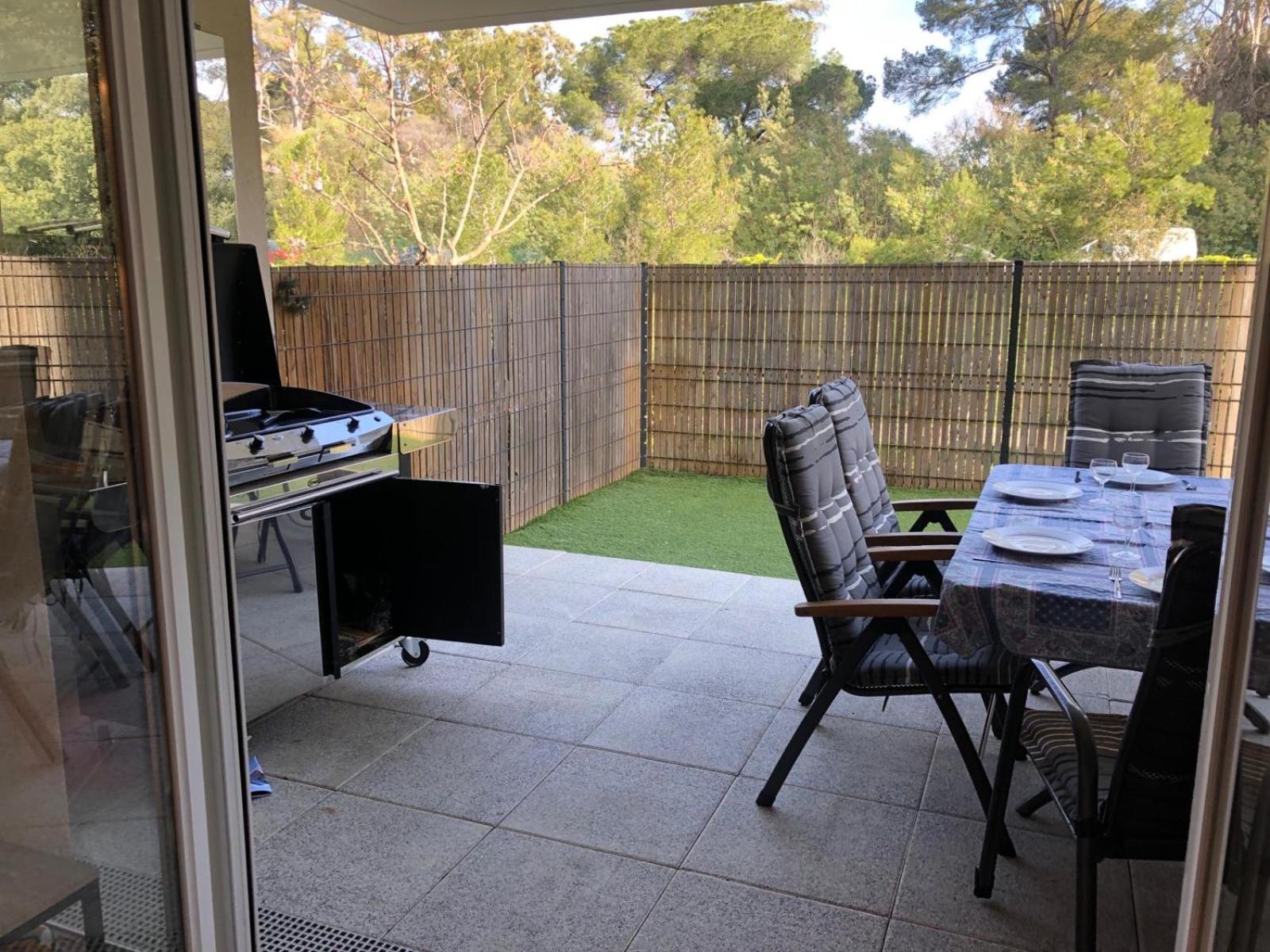 דירות Rez De Jardin T3 Recent Et Calme Au Nouvelles Terres A La Londe Les Maures מראה חיצוני תמונה